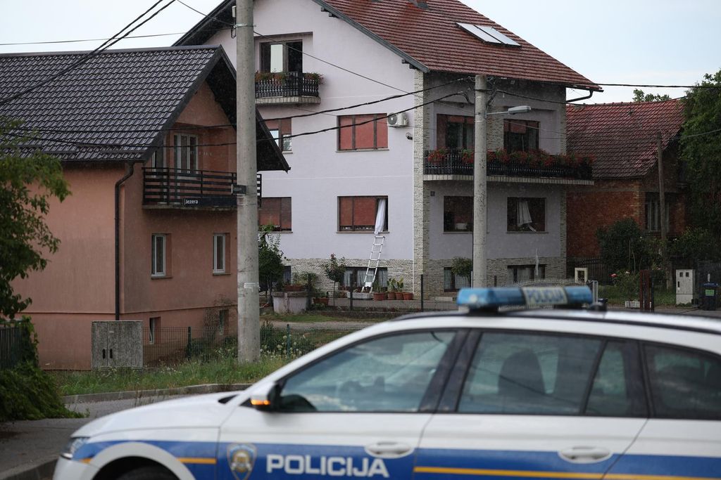 Opsadno stanje u mjestu Donji Dragonožec - 3