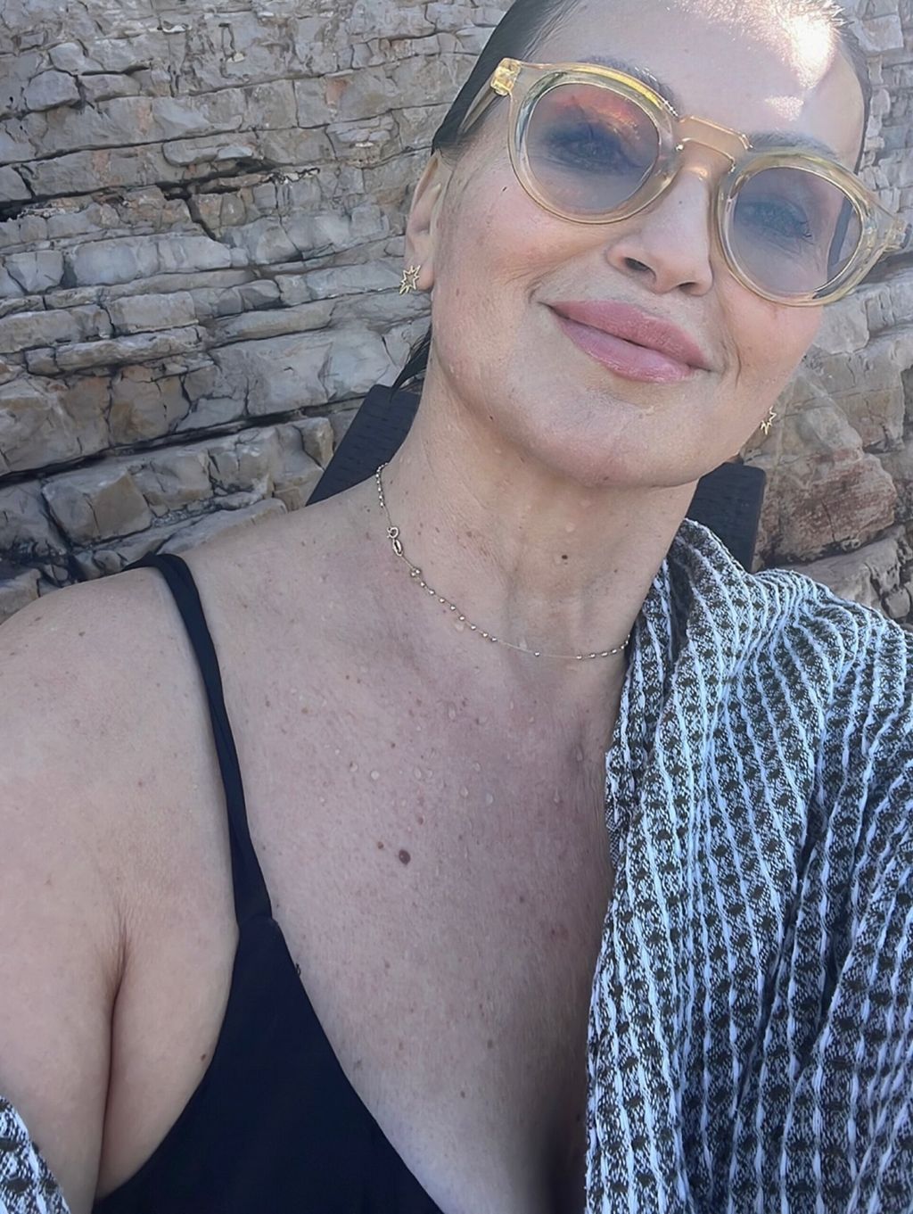 Nina Badrić - 2
