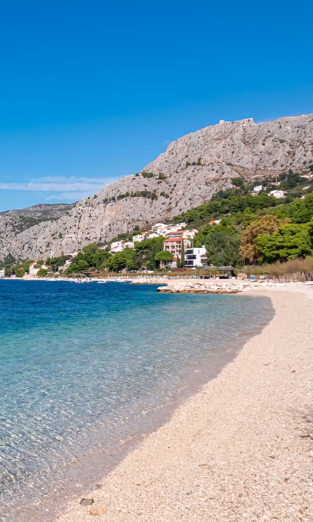 Plaža Brzet, Omiš