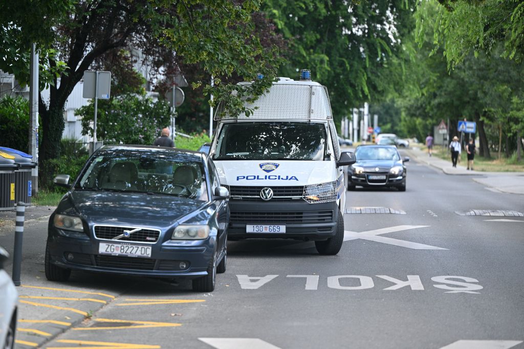 Muškarac prijetio bombom u Zagrebu