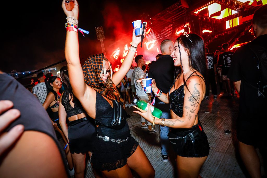 Ultra Europe Split - 9