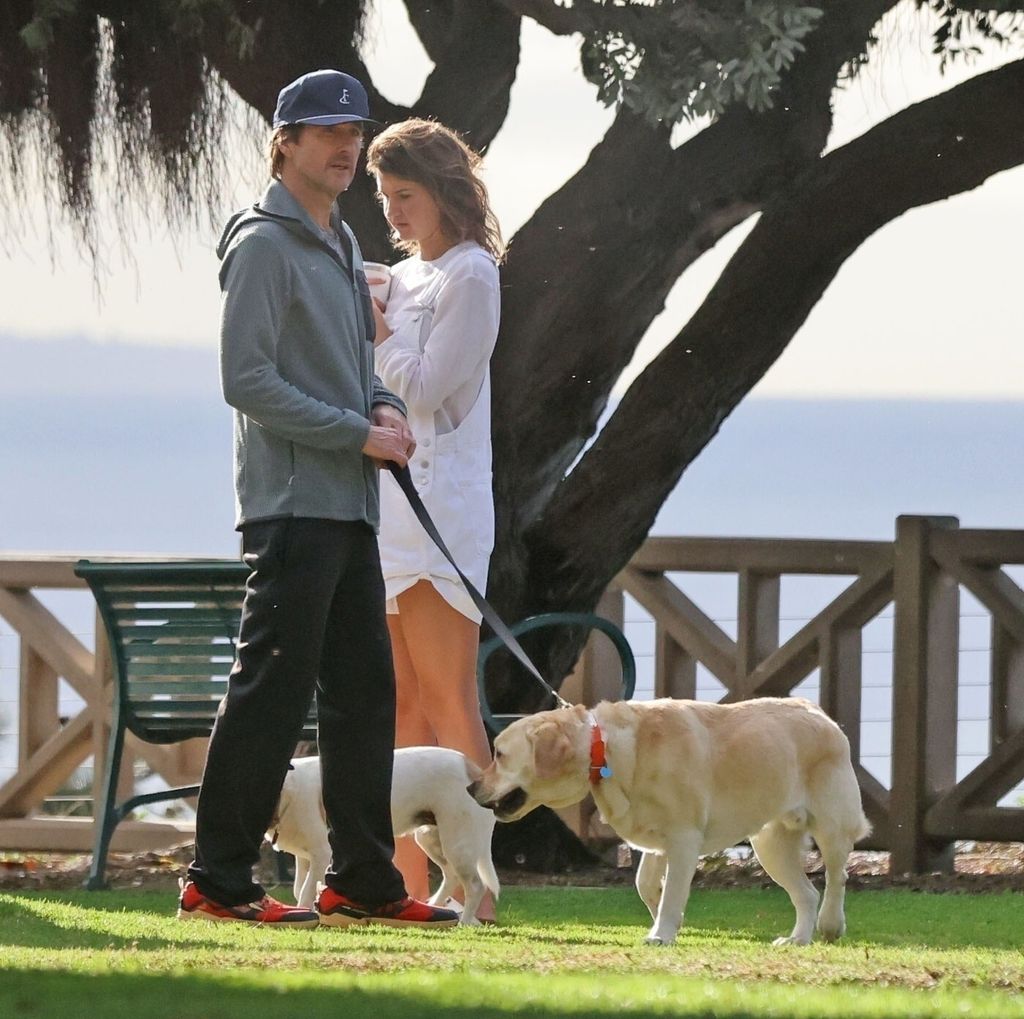 Luke Wilson i Kendall Yates - 9