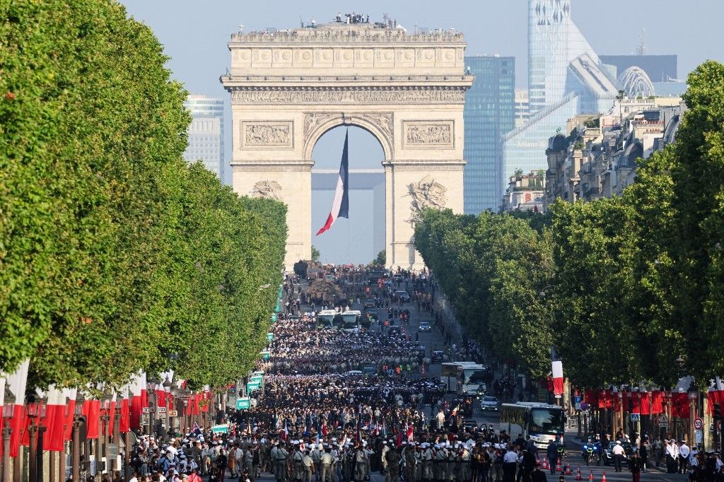 Pariz - Dan pada Bastilje, vojna parada