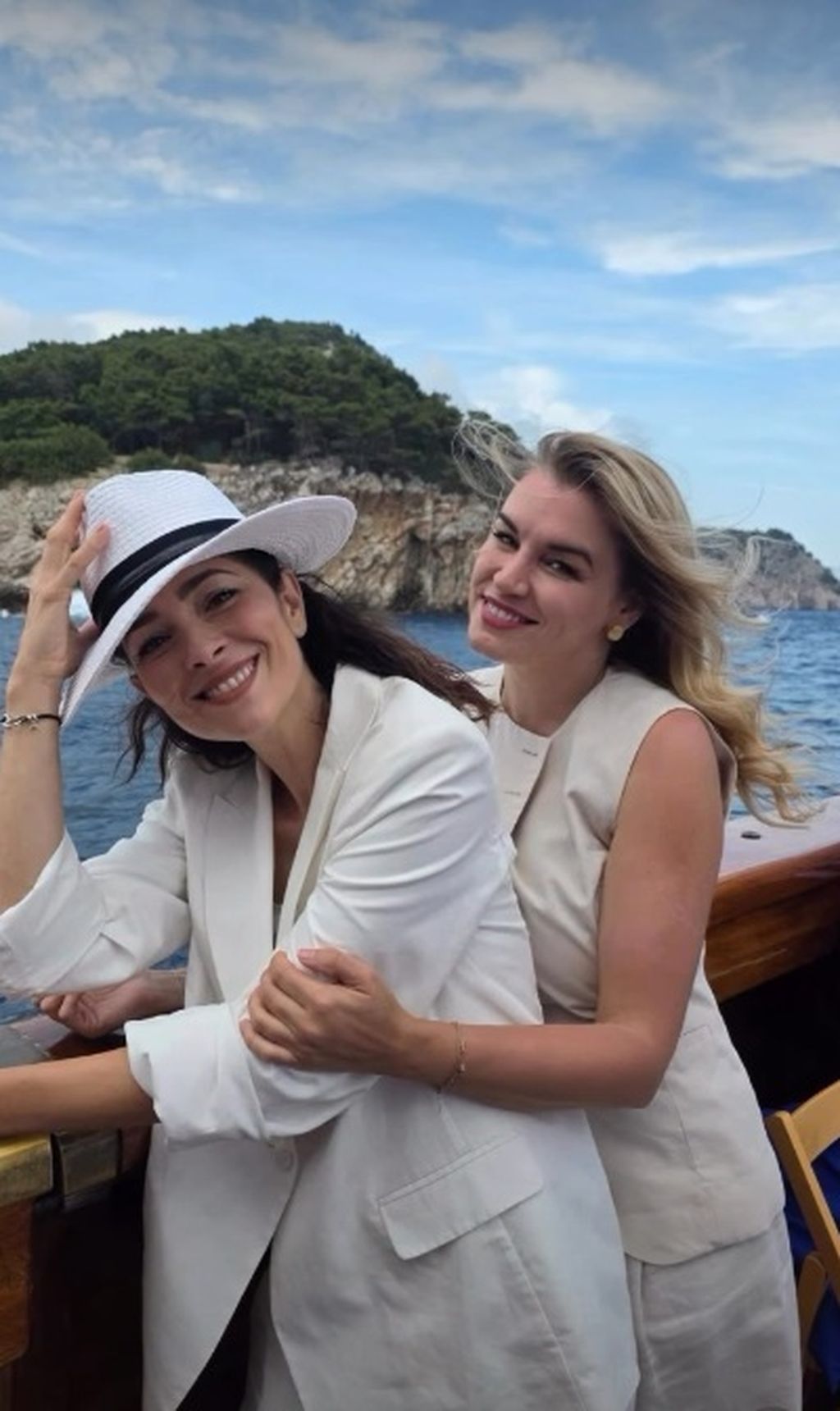 Zrinka Cvitešić i Nikolina Brnjac - 4