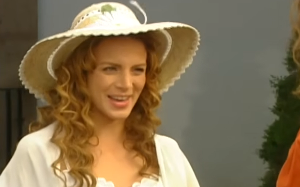 Silvia Navarro - 12