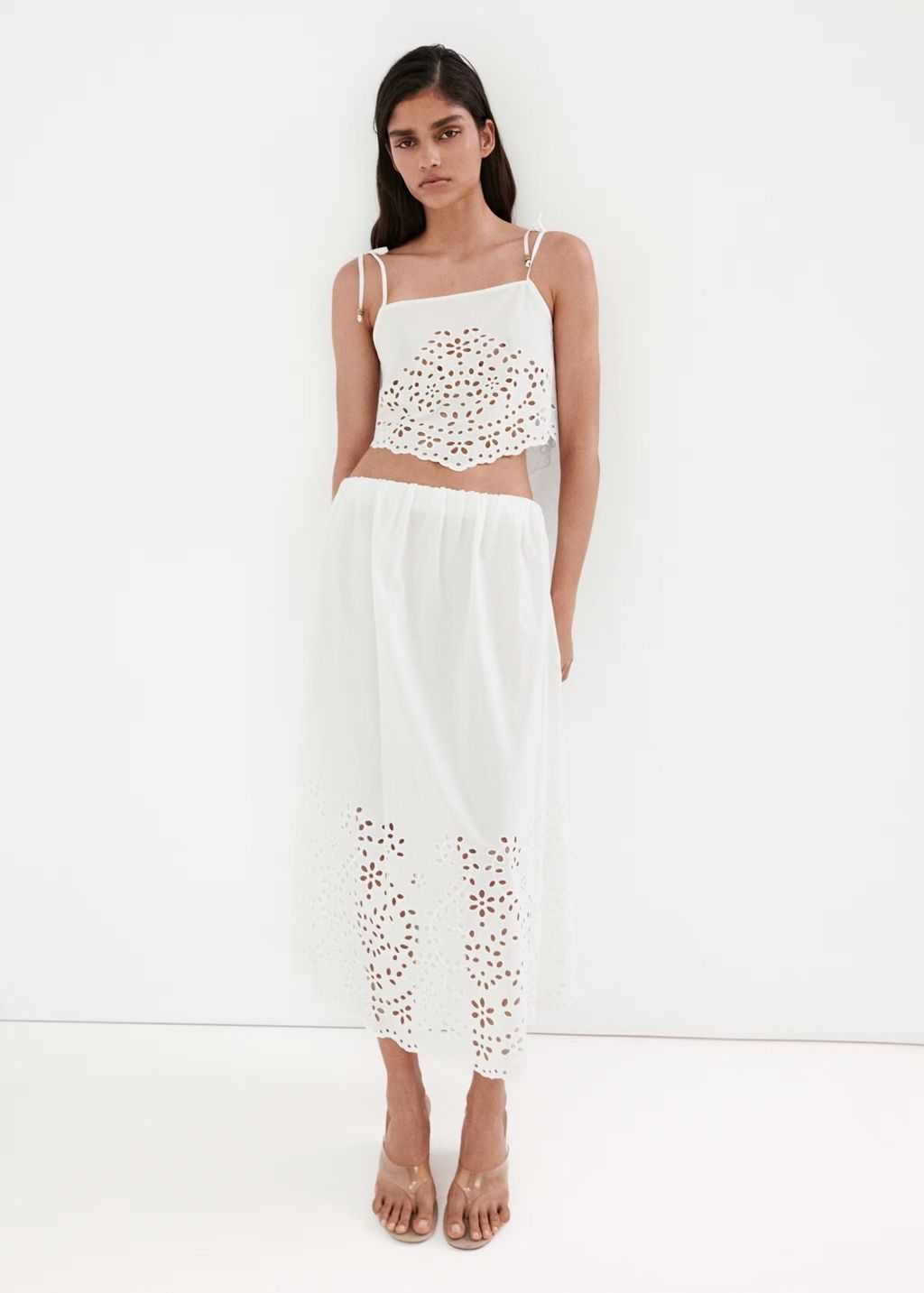 Mango, 19,99 (39,99) + 35,99 (69,99) eura