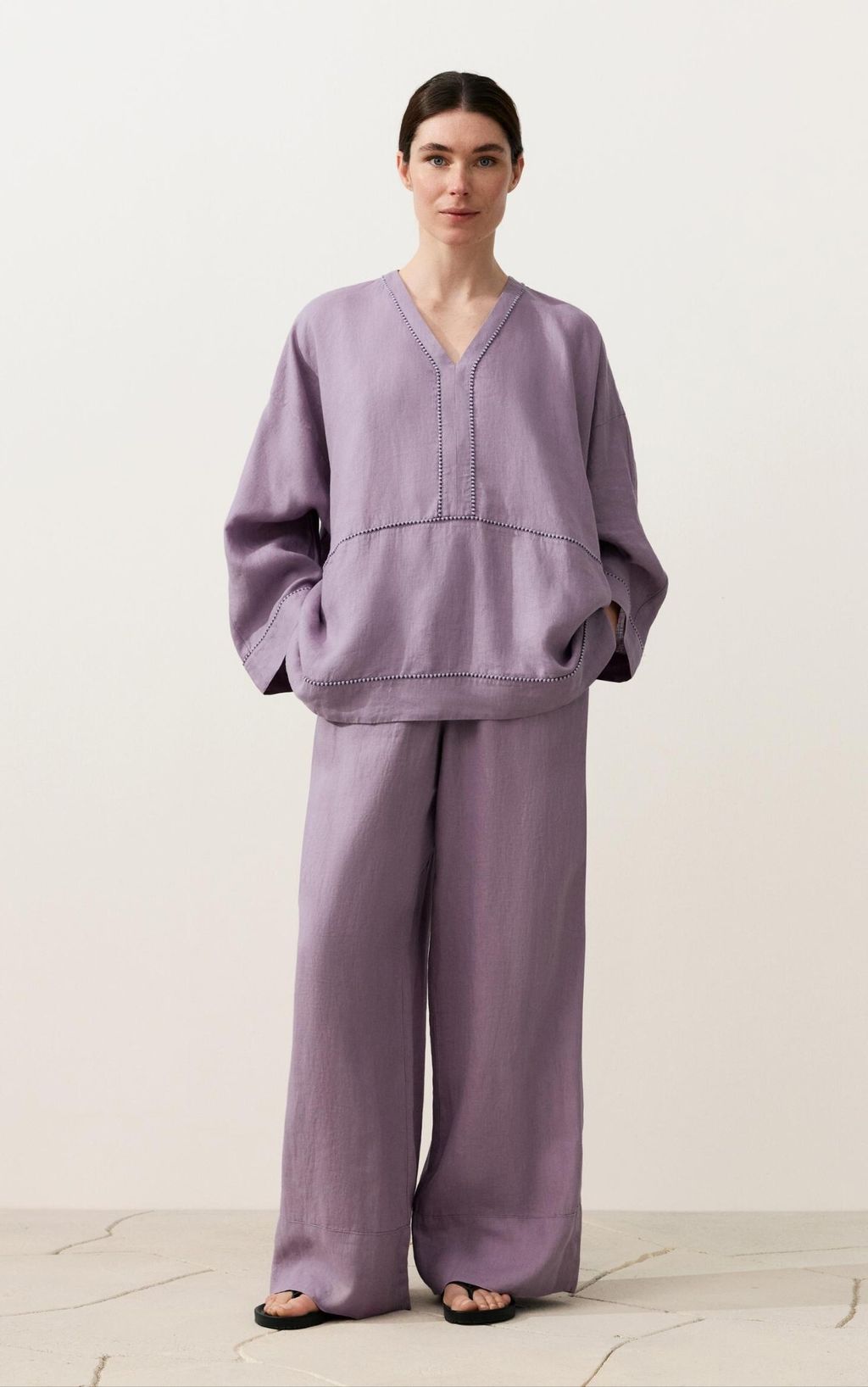 Oysho, 55,99 (69,99) + 45,99 (55,99) eura