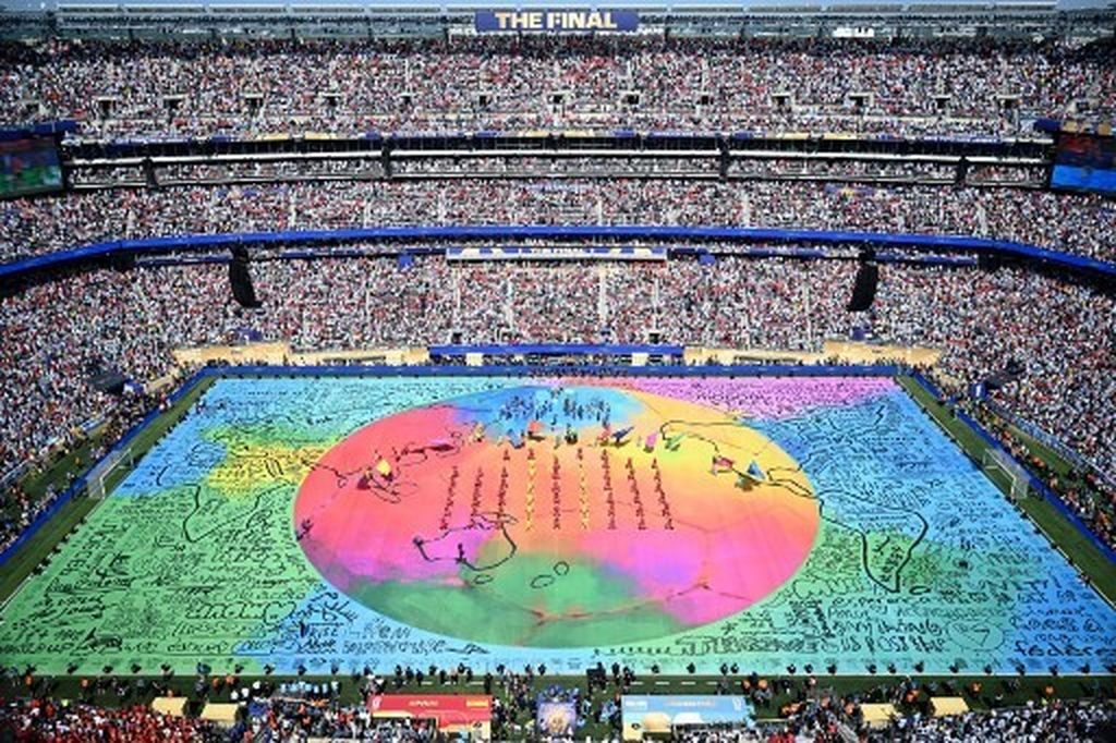 Halftime show - 6