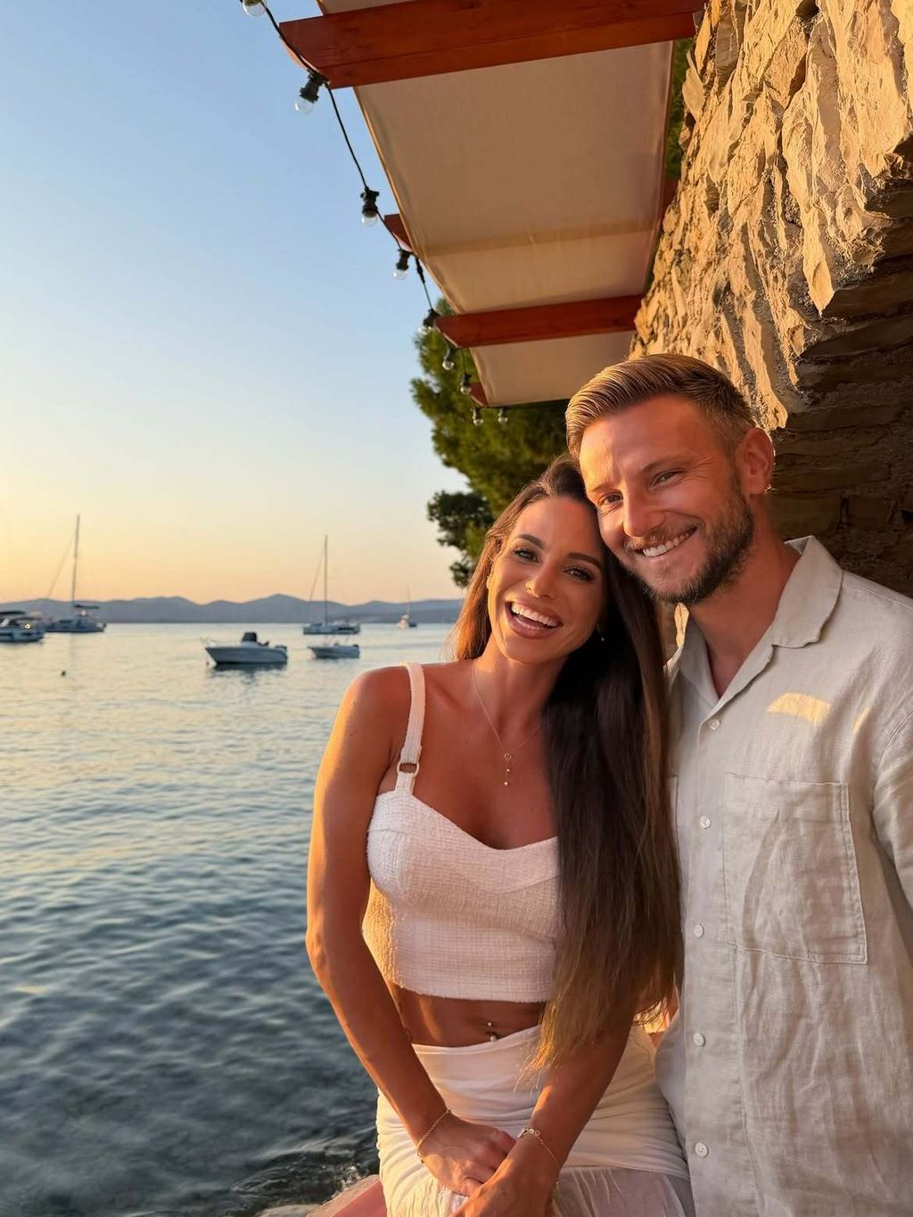 Ivan Rakitić i Raquel Mauri - 4