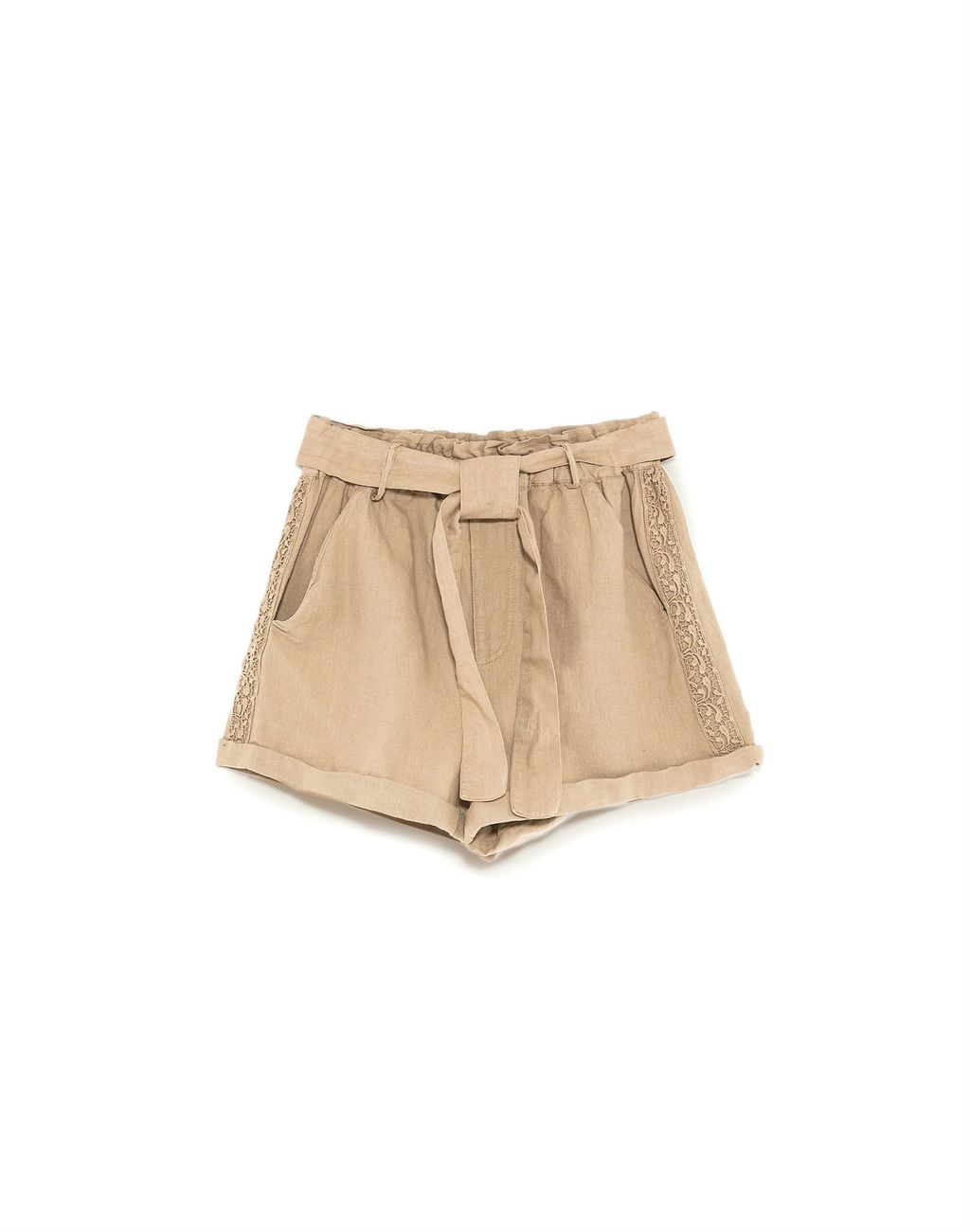 Zara kratke hlače u boji pijeska, 179,90 kn