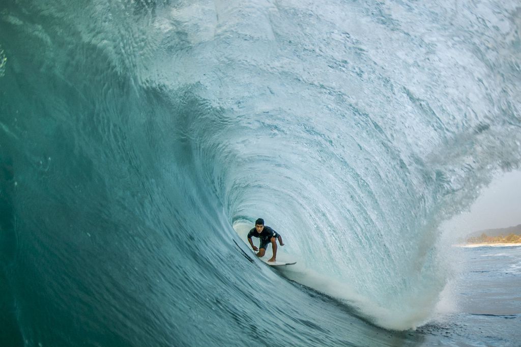 Na sjevernoj obali Oahua valovi mogu dosezati i 5 metara visine