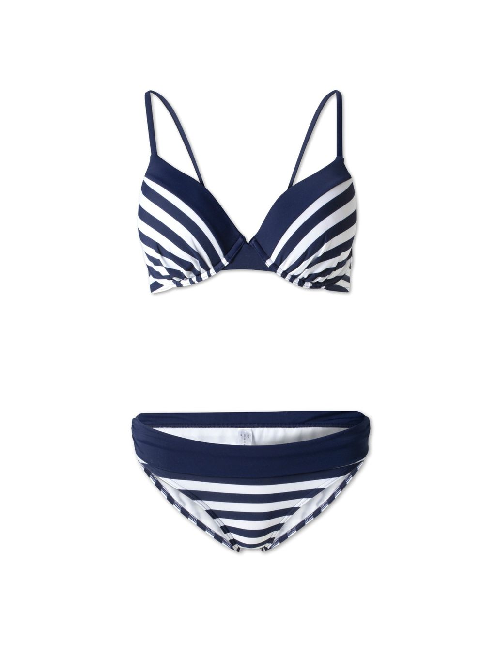 C&A, gornji dio 9 eura (66 kn), donji dio 7 eura (51 kn)