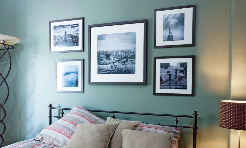 Napravite malu zidnu galeriju s najdražim fotografijama s putovanja