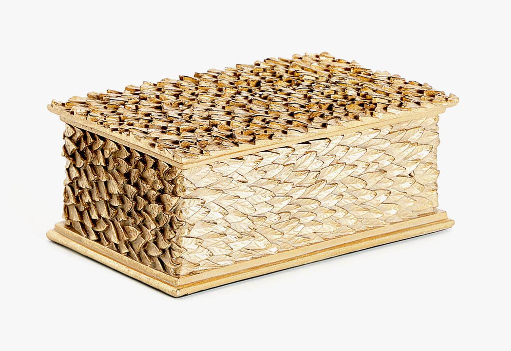 Ukrasna kutija s reljefnim motivima, 259 kuna