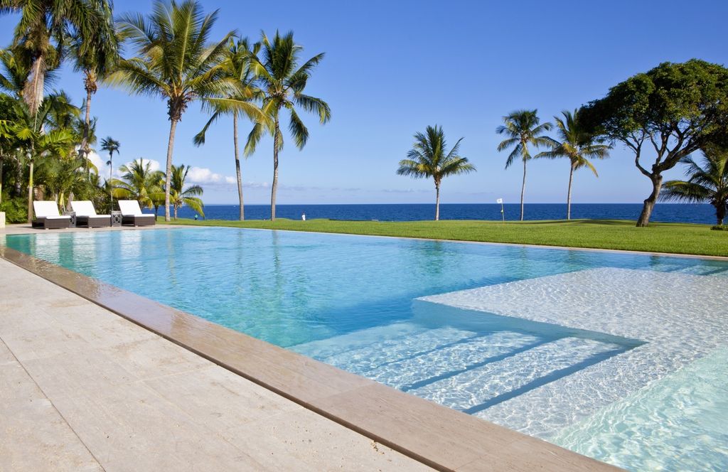 Predivni bazeni koji mame na kupanje i uživanje - 13