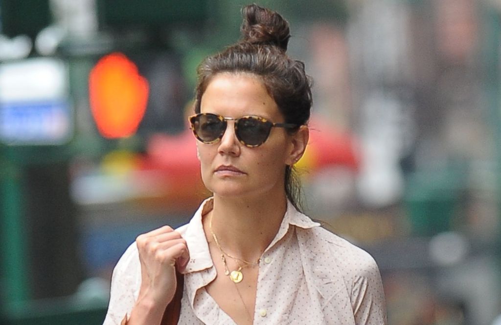 Katie Holmes u (ne)popularnim trapericama - 3