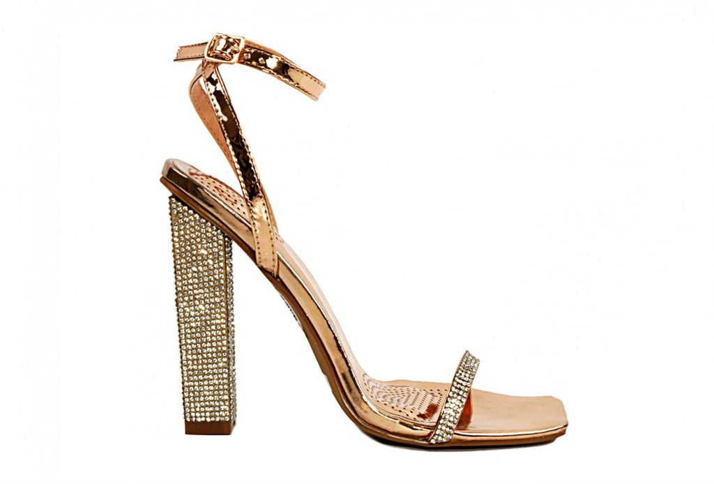 Azalea Wang (Shoebox), 399 kuna