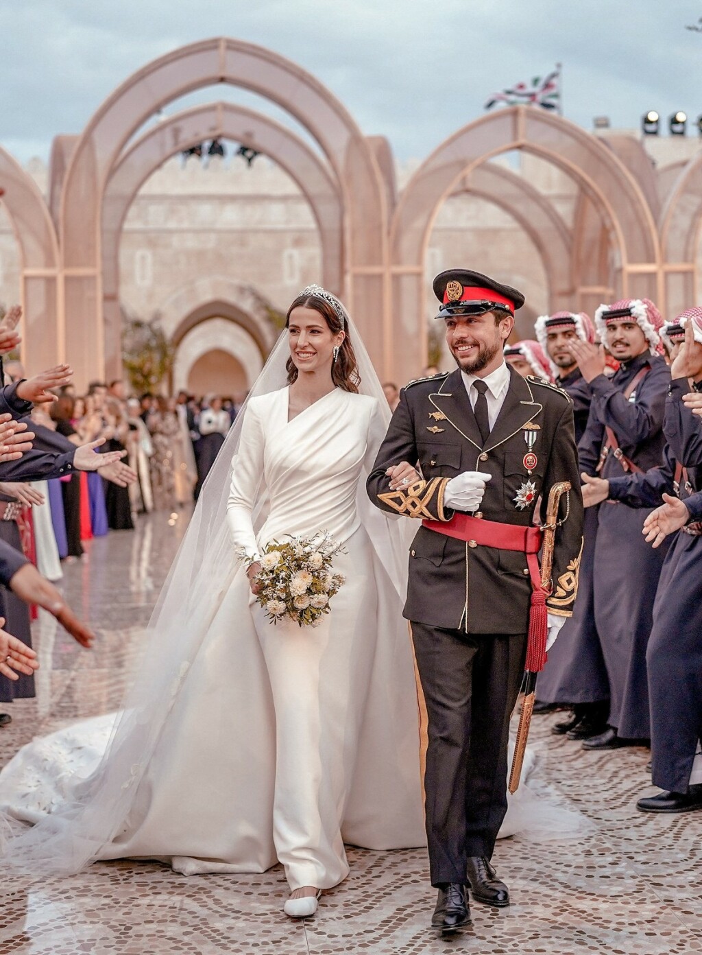 Princeza Rajwa u prvoj vjenčanici koju potpisuje Elie Saab
