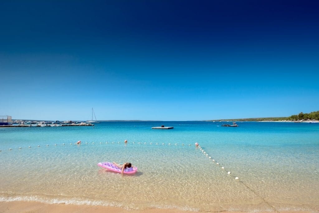 Zlatna plaža u Šimunima na Pagu