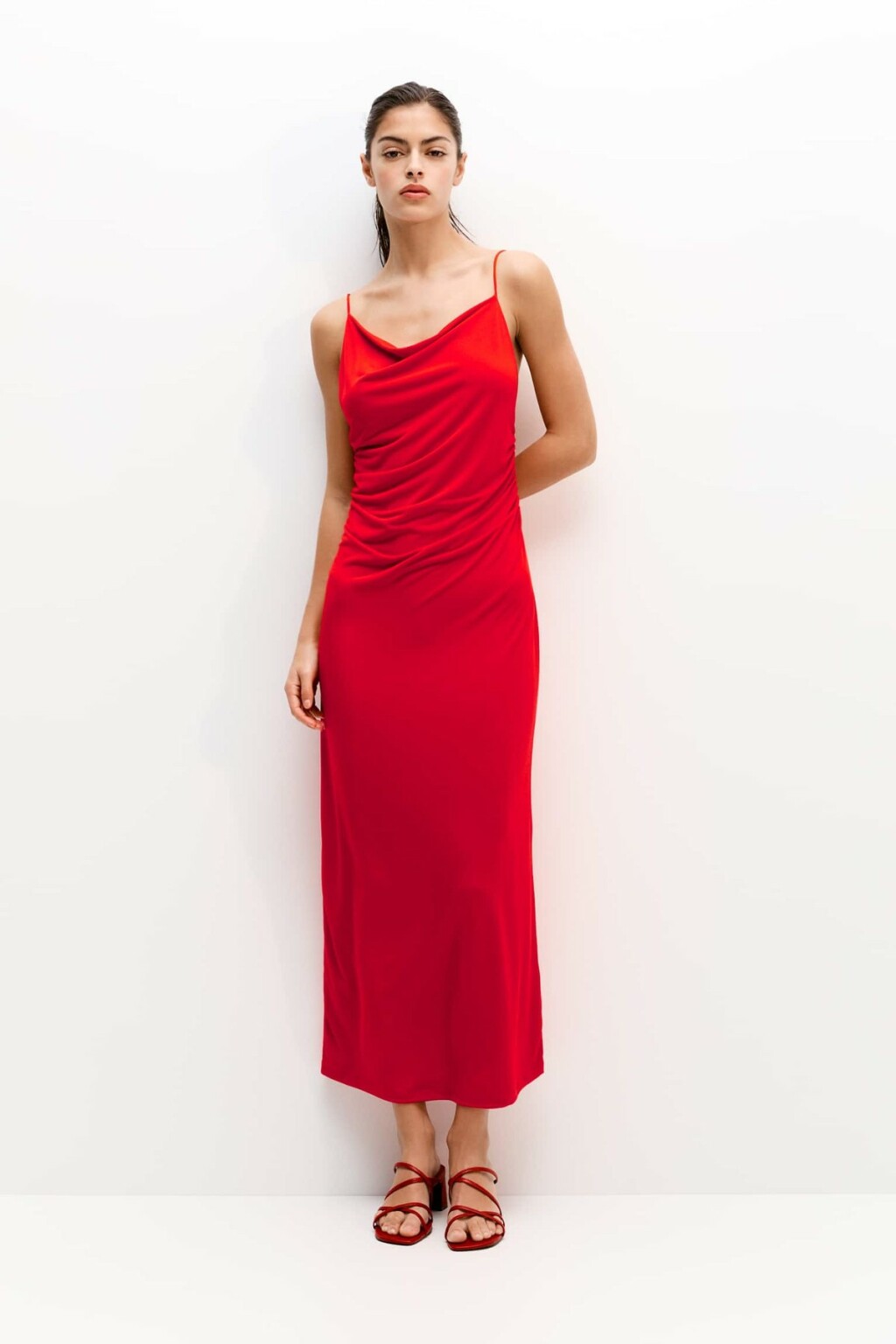 Pull&Bear, 25,99 eura