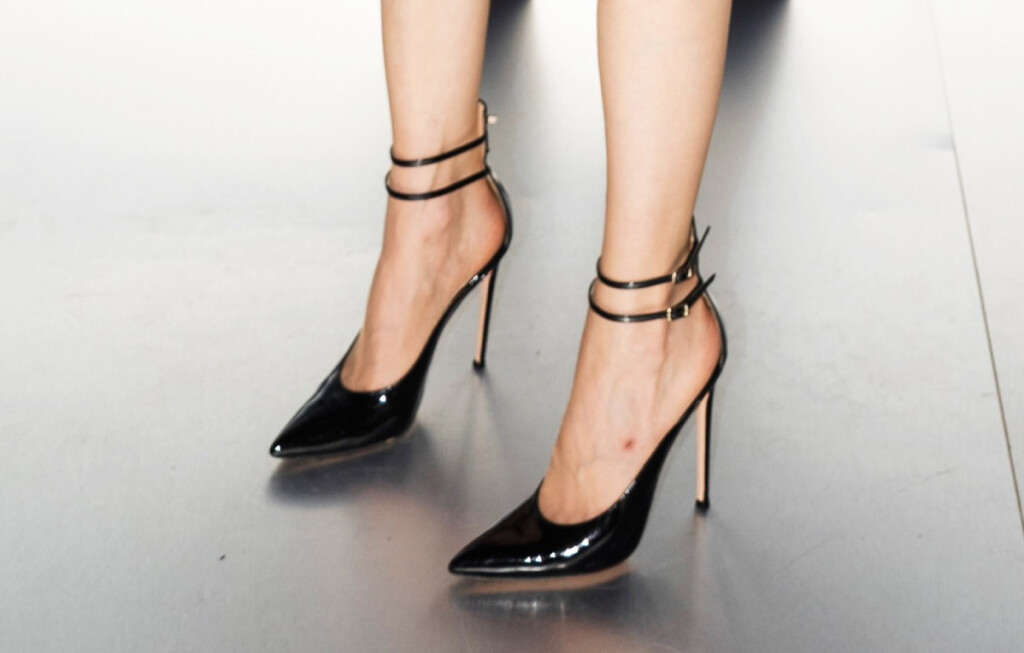 Jelena Rozga u štiklama Gianvito Rossi