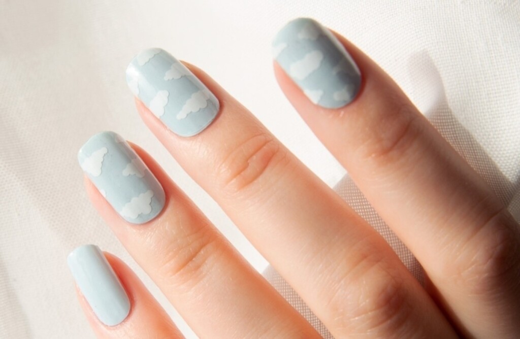Manikura s oblacima novi je ljetni trend