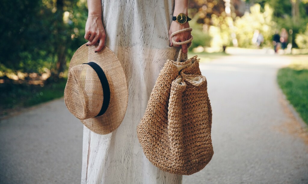 Torbe od rafije, jute, slame i drugih sličnih materijala popularan su izbor u ljetno vrijeme