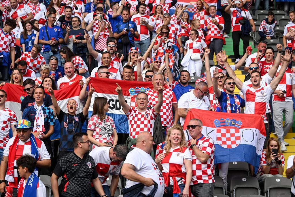 Hrvatski navijači na Olimpijskom stadionu