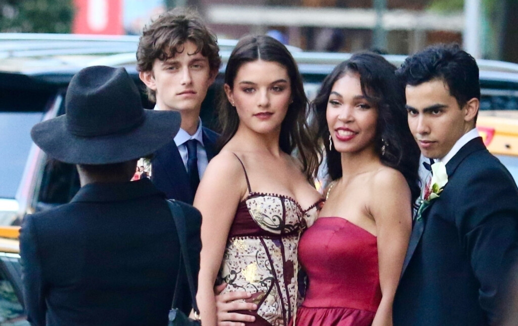 Suri Cruise na maturalnoj večeri - 8