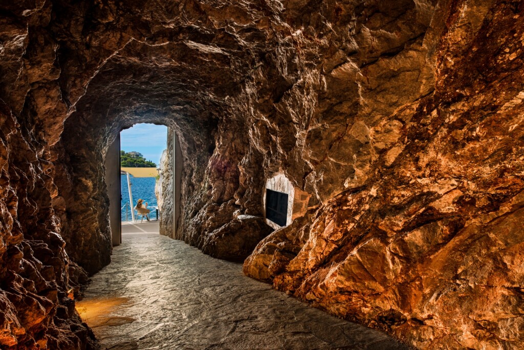 Cave Bar More Dubrovnik -