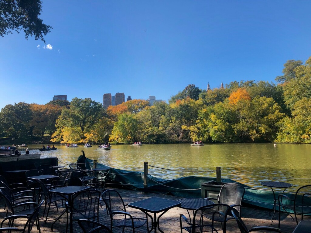 Jezero u Central Parku u kojem se Sarah Jessica Parker okupala zajedno s haljinom Richarda Tylera