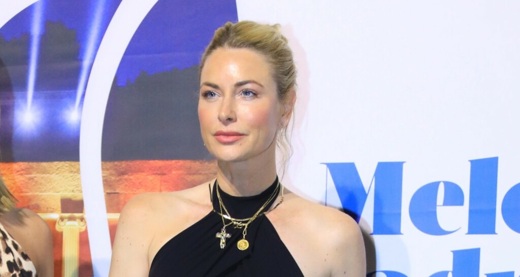 Iris Livaja u trapericama Elisabette Franchi na Melodijama Jadrana - 2