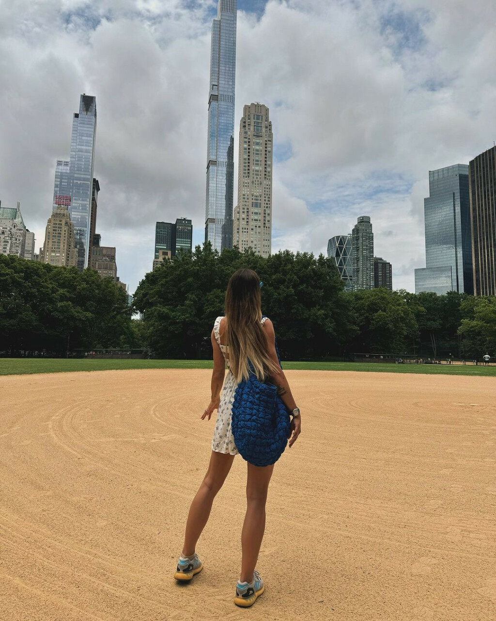 Ana Gruica Uglešić u haljinici iz Stradivariusa u New Yorku