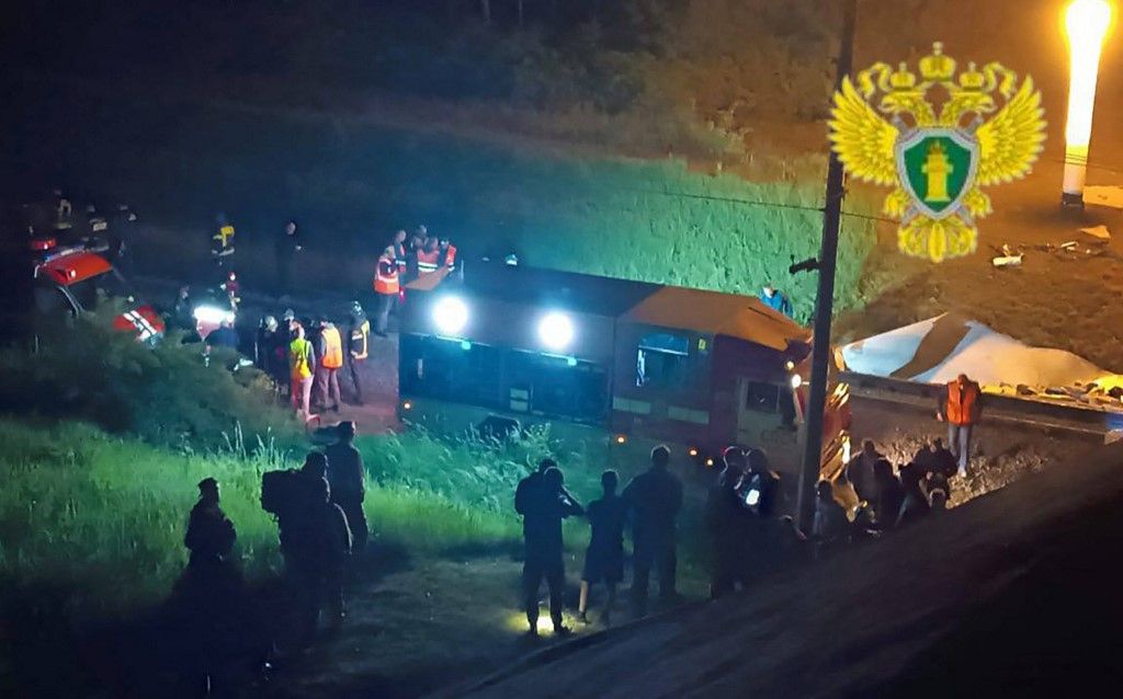 Fotografije s mjesta željezničke nesreće u Rusiji