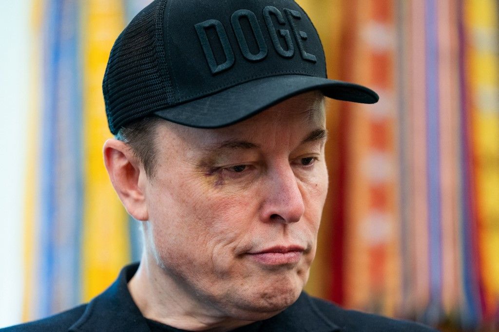 Elon Musk - 4
