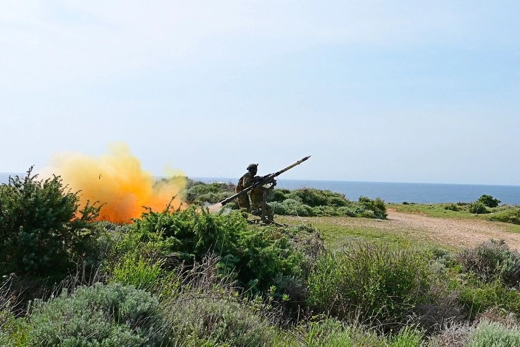 Poljska vojska ispaljuje Piorun na vježbi Shield 24 u Puli
