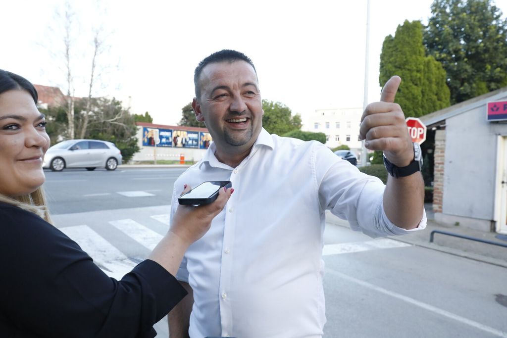 Marijan Pavliček i Tin Kovačić, reporter Dnevnika Nove TV