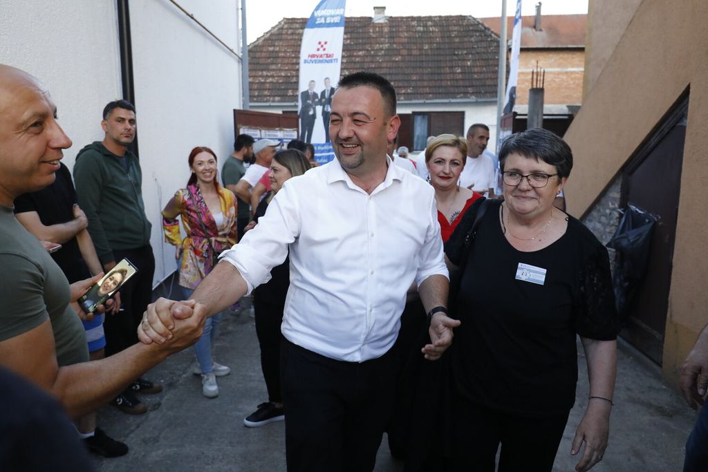 Marijan Pavliček i Tin Kovačić, reporter Dnevnika Nove TV