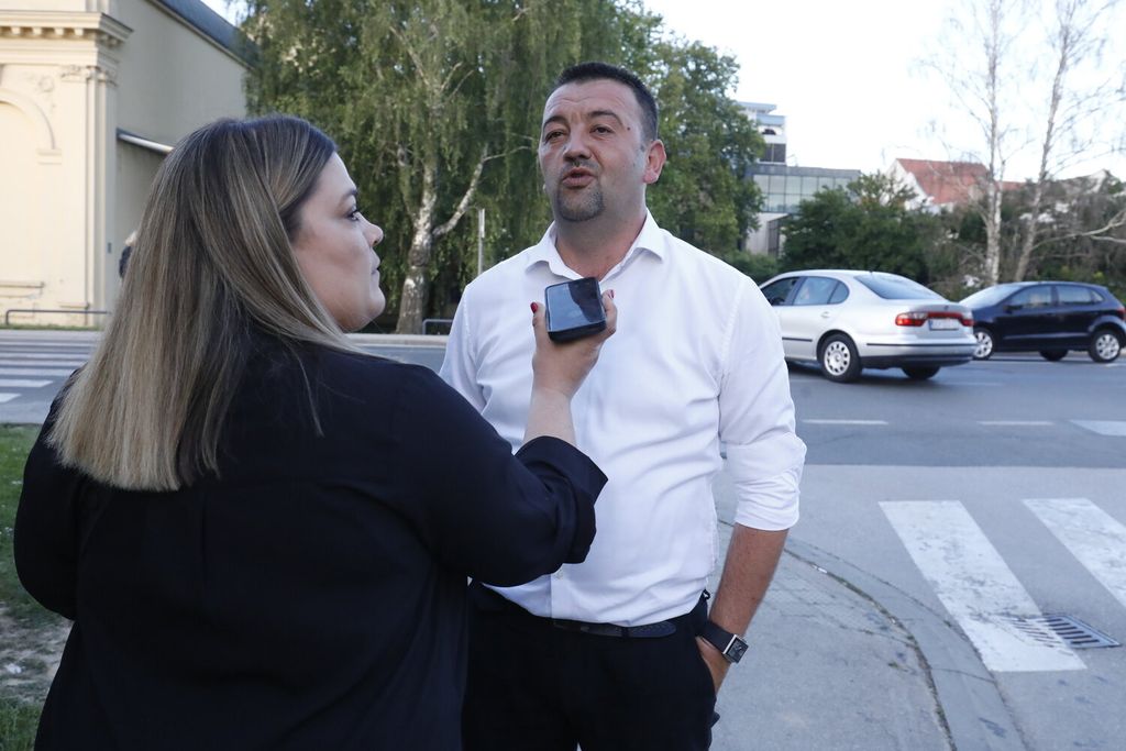 Marijan Pavliček i Tin Kovačić, reporter Dnevnika Nove TV