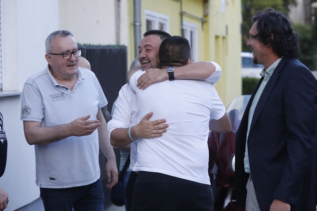 Marijan Pavliček i Tin Kovačić, reporter Dnevnika Nove TV