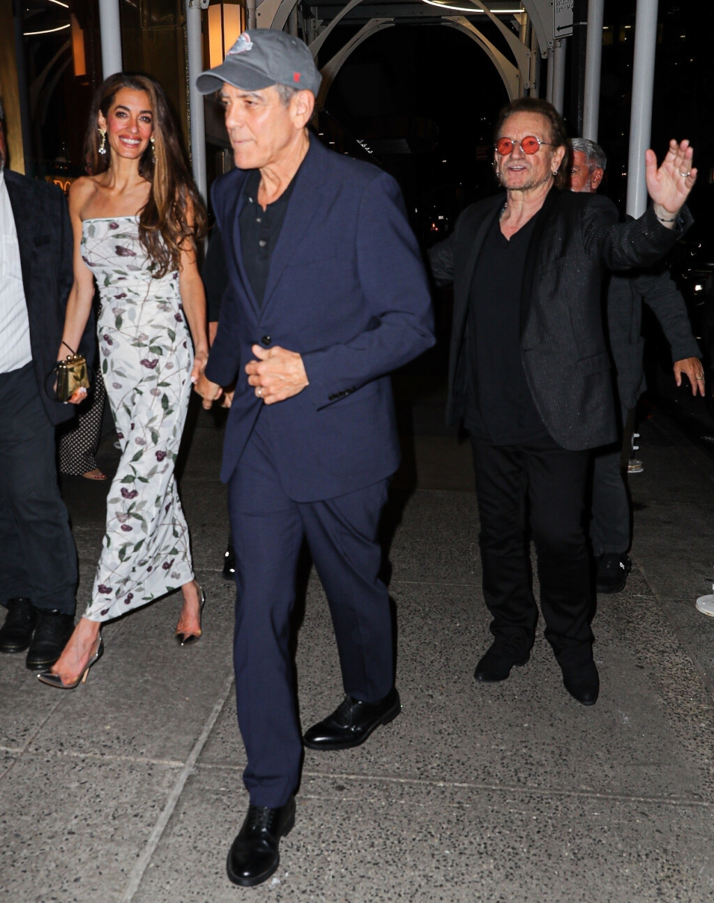 Amal Clooney u haljini s potpisom Stelle McCartney i prozirnim štiklama - 5