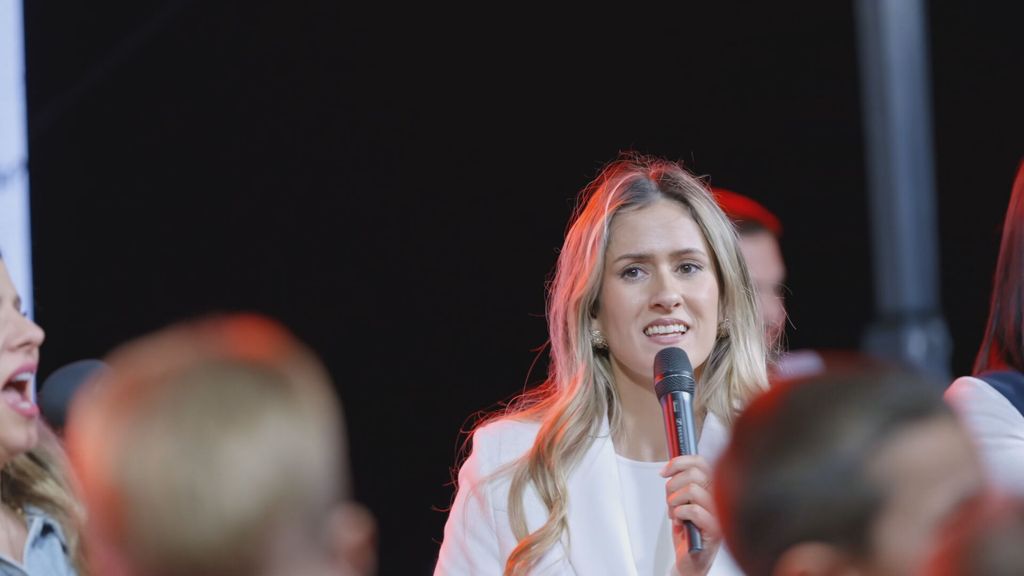 In Magazin: Vanessa Mioč - 1