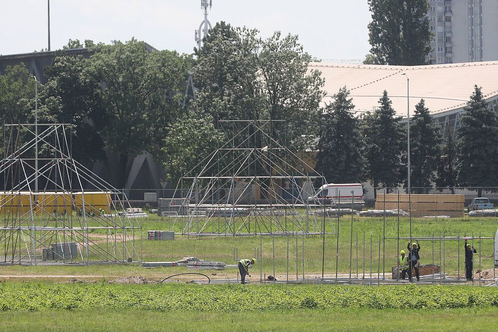 Pripreme pozornice za Thompsonov koncert na Hipodromu - 21