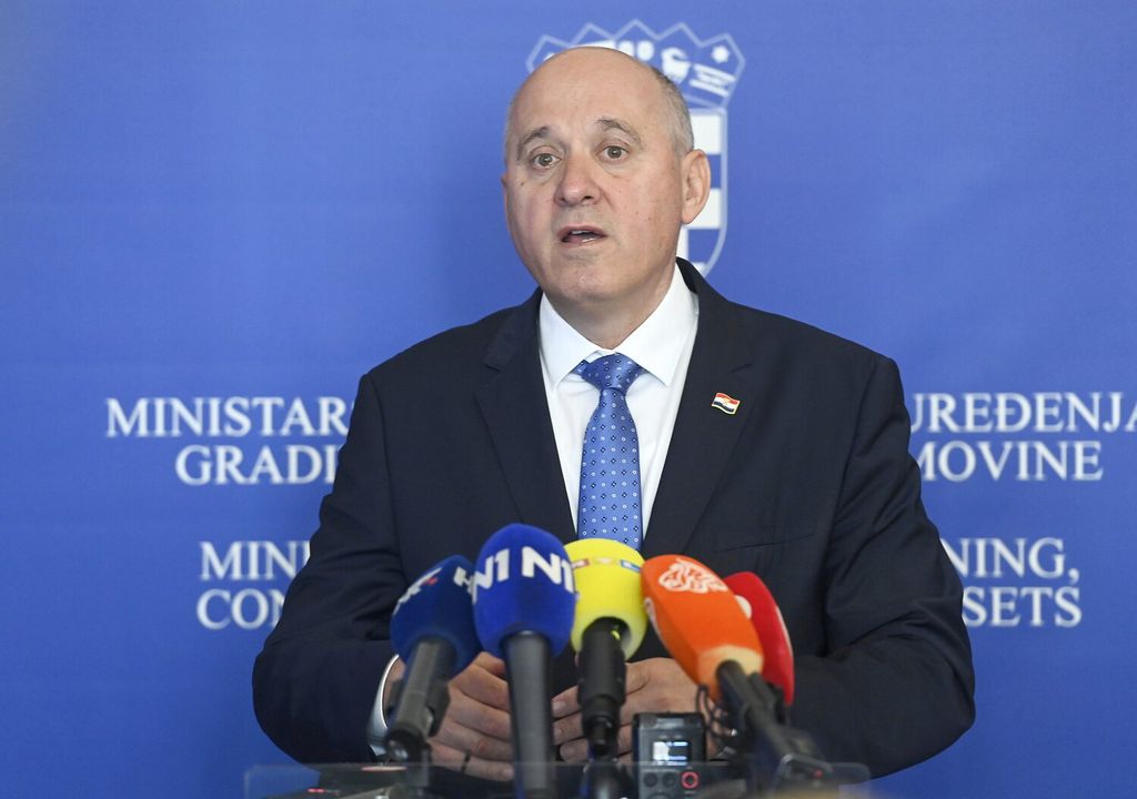 Branko Bačić - 4