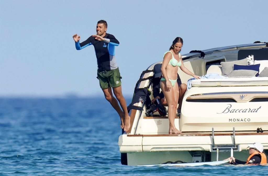 Rodri s djevojkom na jahti - 7