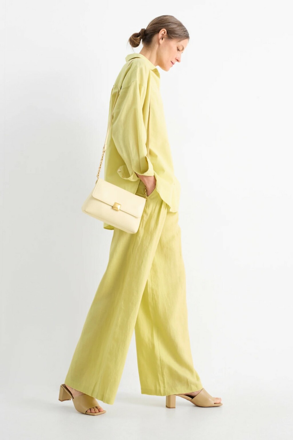 C&A hlače, 39,99 eura