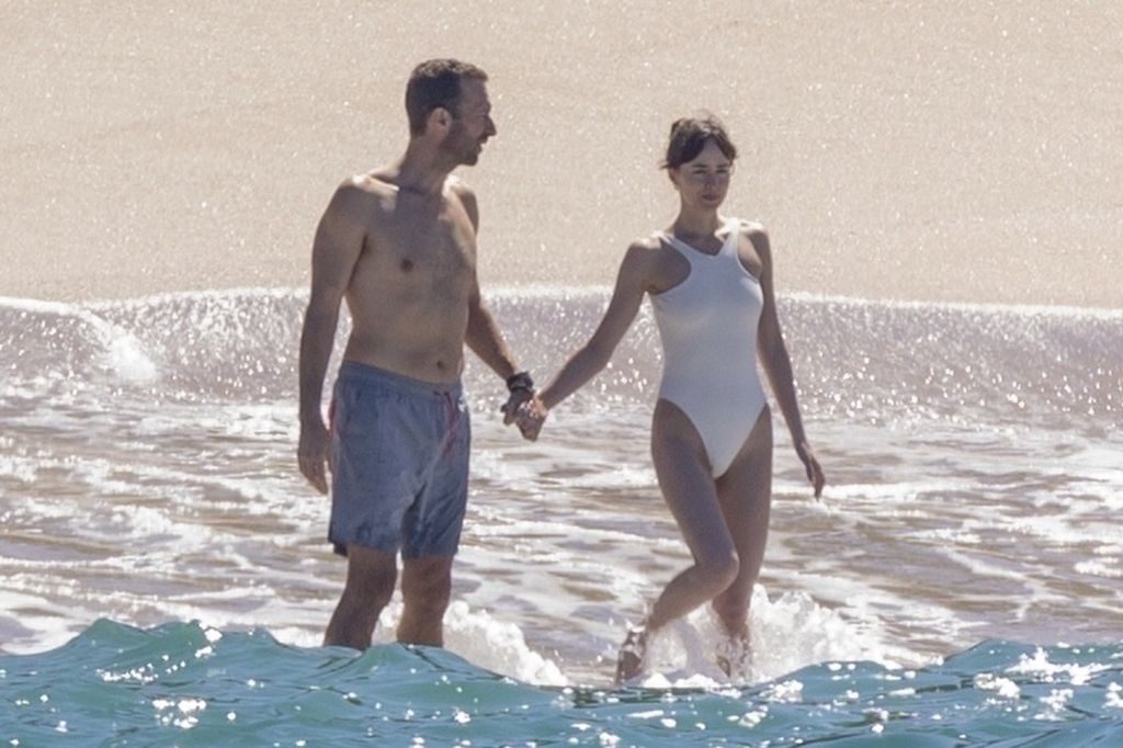 Dakota Johnson i Chris Martin - 2