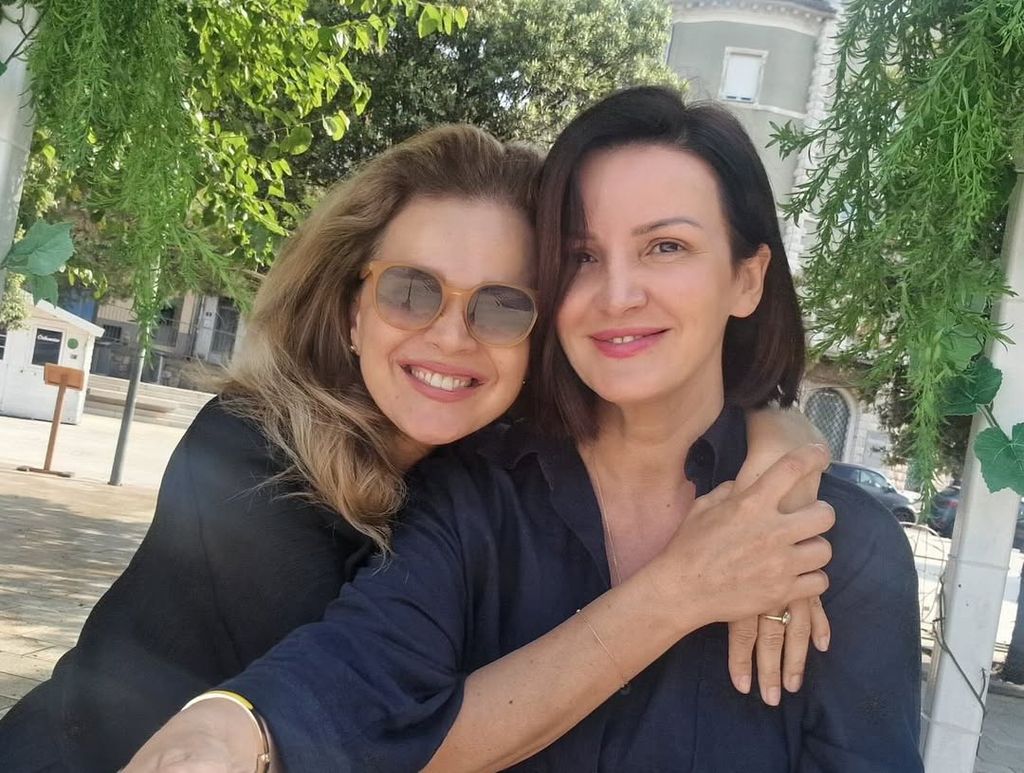 Sandra Bagarić i sestra Sanja - 6