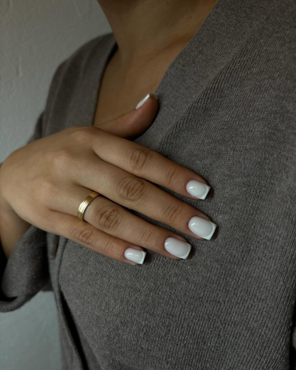 Bijela francuska manikura