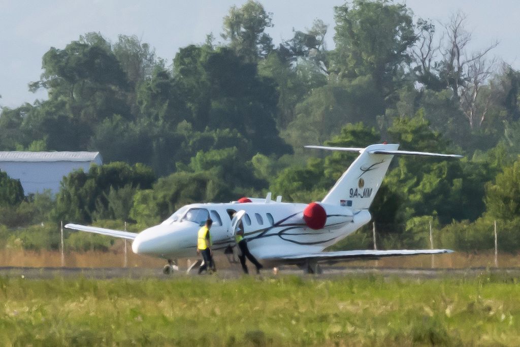 Prilikom slijetanja privatni zrakoplov Air Panonije, Cessna 525, prokliznula s piste - 1